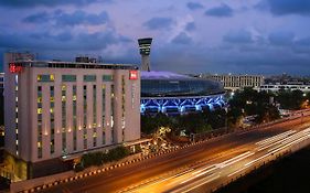 ibis Mumbai Airport Hotell Exterior photo