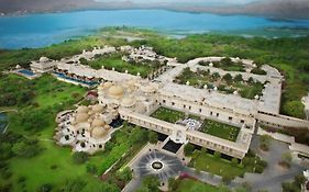 The Oberoi Udaivilas Udaipur Exterior photo