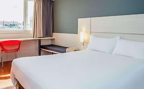 Ibis Montevideo Rambla Hotell Exterior photo