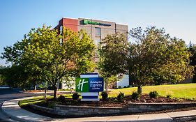 Holiday Inn Express Blacksburg, An Ihg Hotel Exterior photo