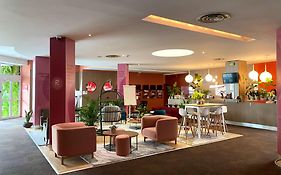 Best Western Plus Paris Saclay Hotell Exterior photo