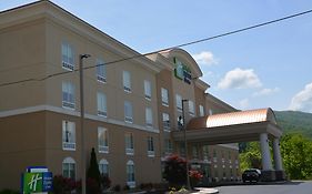 Holiday Inn Express & Suites Caryville, An Ihg Hotel Exterior photo