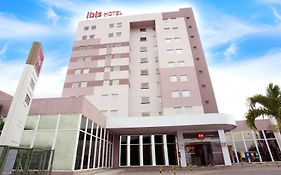 Ibis Feira De Santana Hotell Exterior photo