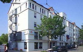 Acora Karlsruhe Zentrum Living The City Hotell Exterior photo