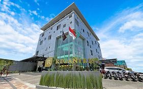 Regantris Surabaya Hotell Exterior photo