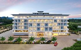 The Sentra Manado Hotell Exterior photo