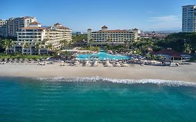 Marriott Puerto Vallarta Resort & Spa Exterior photo