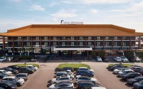 Van der Valk Hotel Breukelen Exterior photo