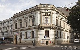 Ostoya Palace Hotel Krasków Exterior photo