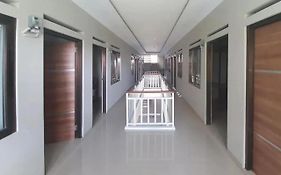 Urbanview Syariah Utami Inn Garut By Reddoorz Exterior photo