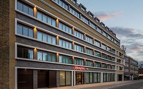 Hampton By Hilton London City Exterior photo