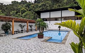 Las Terrazas De Dana Boutique Lodge & Spa Mindo Exterior photo