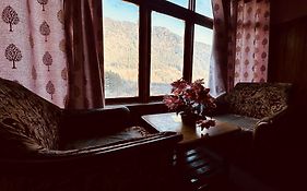 Royal Respite Manali - Luxury Comfort ! Travellers Delight ! Budget Friendly ! Prime Location ! Guest Favourite Hotell Exterior photo