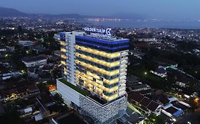 Golden Tulip Springhill Lampung Hotell Bandar Lampung Exterior photo