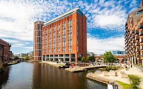 Doubletree By Hilton Leeds Hotell Leeds  Exterior photo