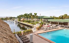 Ramada By Wyndham Sarasota Waterfront Hotell Exterior photo