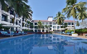 Fairfield By Marriott Goa Anjuna Hotell Baga Exterior photo