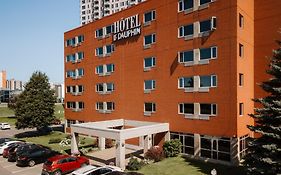 Le Dauphin Montreal-Longueuil Hotell Exterior photo