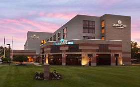 Doubletree By Hilton Bradley International Airport Hotell Windsor Locks Exterior photo