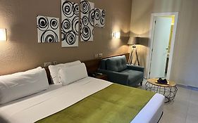 Pension Iznajar Barcelona Hotell Exterior photo