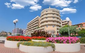 Hotel Palace Senigallia Exterior photo