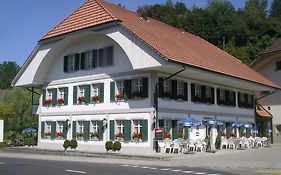 Gasthof Loewen Hotell Melchnau Exterior photo