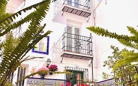 Hostal Enriqueta Hotell Marbella Exterior photo