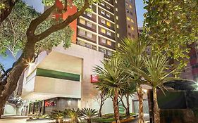 Ibis Belo Horizonte Savassi Hotell Exterior photo