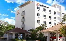 Comfort Inn Puerto Vallarta Golfside & Marina Exterior photo