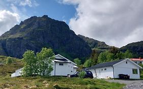 Lofotlove Apartments - Modern And Comfy Apartments Close To Nature Sørvågen Exterior photo