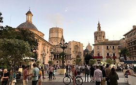 Cosy Rooms Embajador Valencia Exterior photo