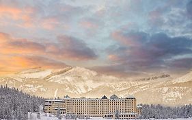 Fairmont Chateau Lake Louise Hotell Exterior photo