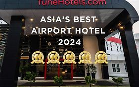 Tune Hotel Klia-Klia2, Airport Transit Hotel Sepang Exterior photo