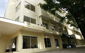 Griya Sintesa Hotell Manado Exterior photo