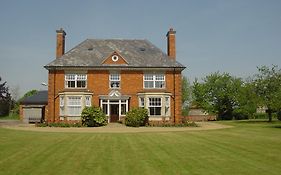 Furtho Manor Farm Bed & Breakfast Milton Keynes Exterior photo