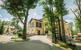 Art & Spa Hotell Zakopane Exterior photo