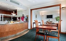Hilton Basel Hotell Restaurant photo