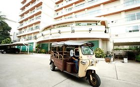 Chaidee Mansion Aparthotel Bangkok Exterior photo