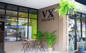 Vx The Fifty Vandrerhjem Bangkok Exterior photo