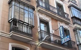 Hostal Prim Hotell Madrid Exterior photo