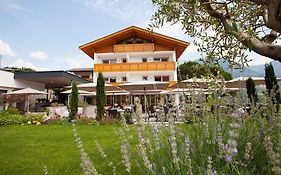 Hotel Eichenhof Tirol Exterior photo