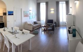 2 Bedrooms Appartement In Central Location On The Famous Place Massena Nice Exterior photo