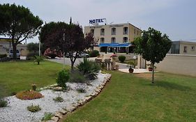 Les Mimosas Hotell Lunel  Exterior photo