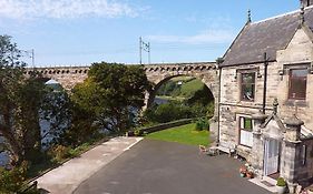 Castle Vale House Bed & Breakfast Berwick Upon Tweed Exterior photo