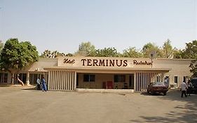 Terminus Hotell Niamey Exterior photo