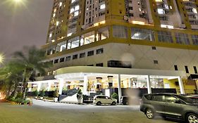 Elvour Hotel Serpong Tangerang Exterior photo