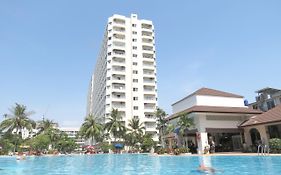 View Talay 1B Holidays Leilighet Pattaya Exterior photo