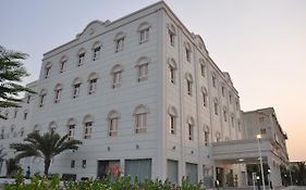 Royal Gardens Hotel Sohar Exterior photo