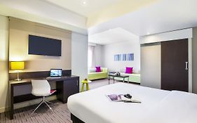 Ibis Styles Sharjah Hotell Room photo