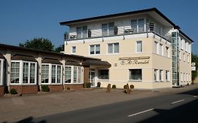 Hotel Alt Riemsloh Melle Exterior photo